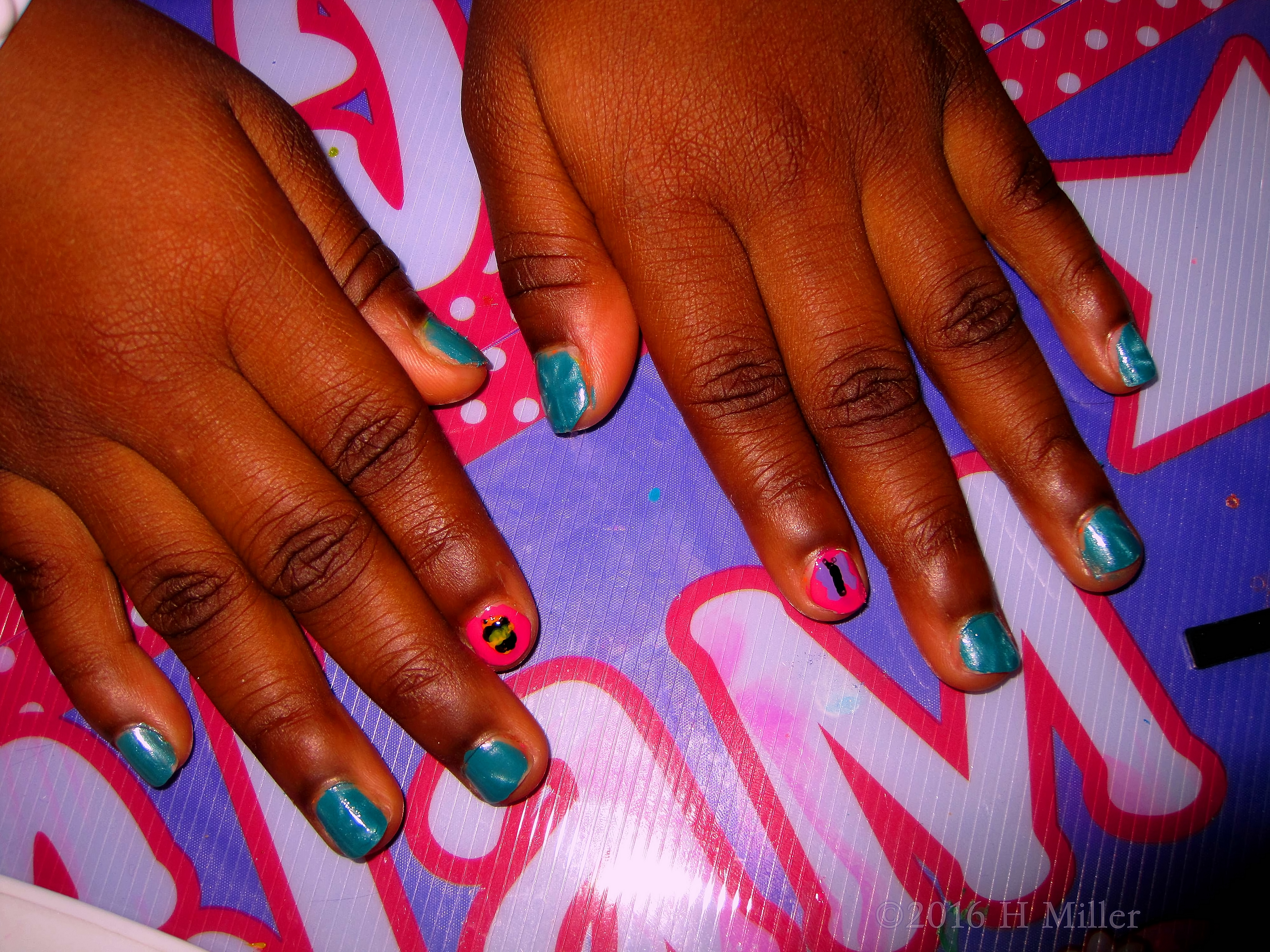 Cute Bee And Butterfly Kids Nail Art. Cute Bee And Butterfly Kids Nail Art.