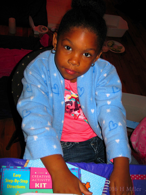 Getting Her Home Kids Spa Mini Mani Done! Getting Her Home Kids Spa Mini Mani Done!