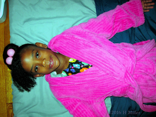 Laying Down And Ready For Her Home Facial Laying Down And Ready For Her Home Facial