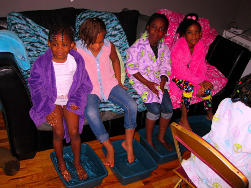 Kids Pedicures On The Couch! Kids Pedicures On The Couch!
