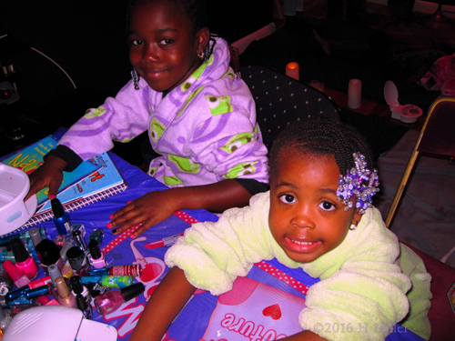 They're Loving Getting Their Manicures Done At Hom They're Loving Getting Their Manicures Done At Hom