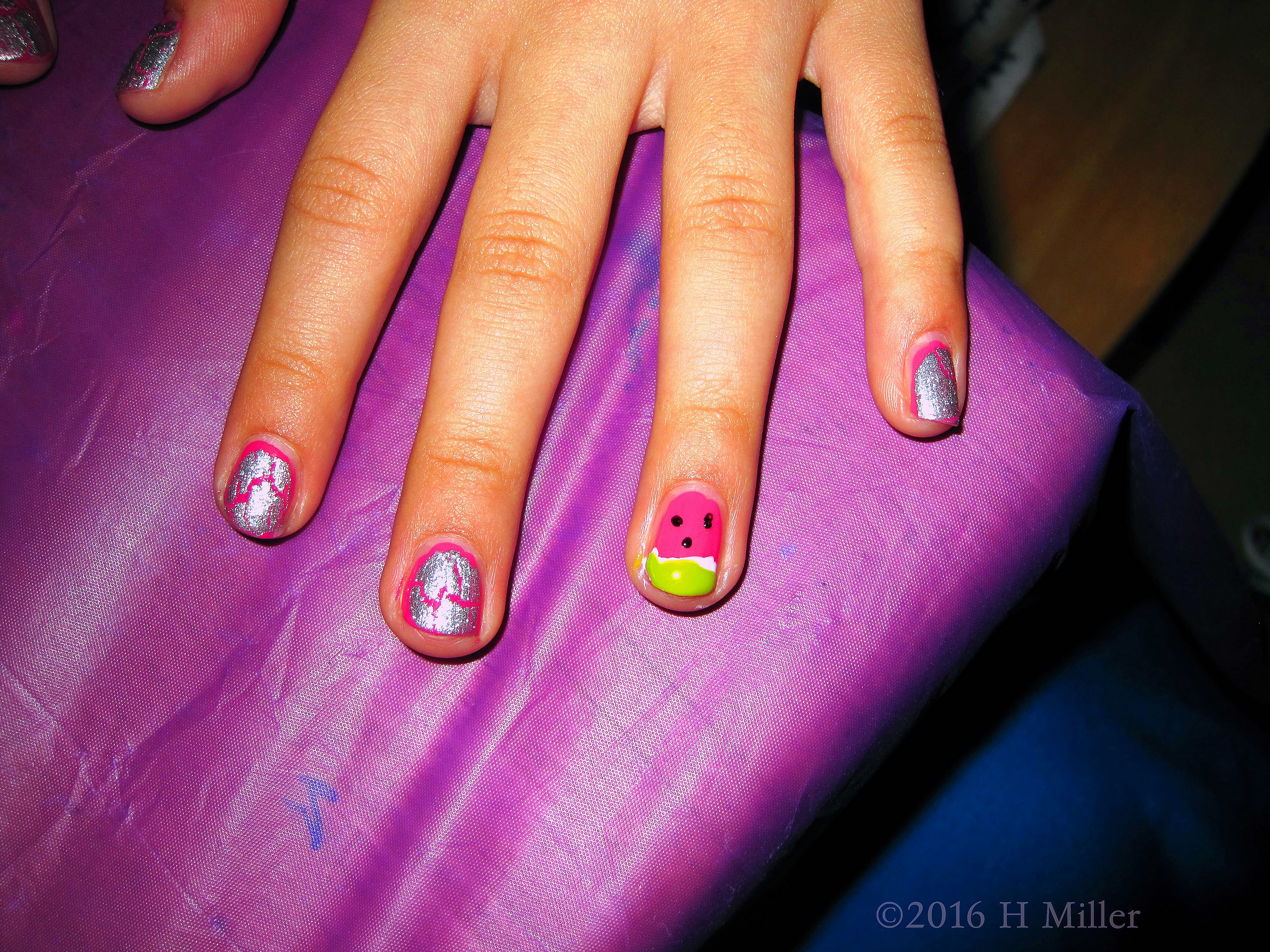 Silver Crackle And Watermelon Mini Mani Silver Crackle And Watermelon Mini Mani