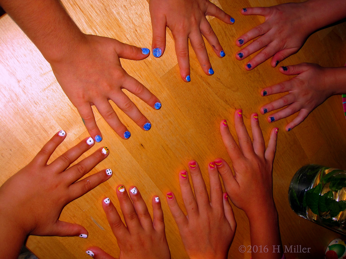 Everyone's Manicures Look Great! 