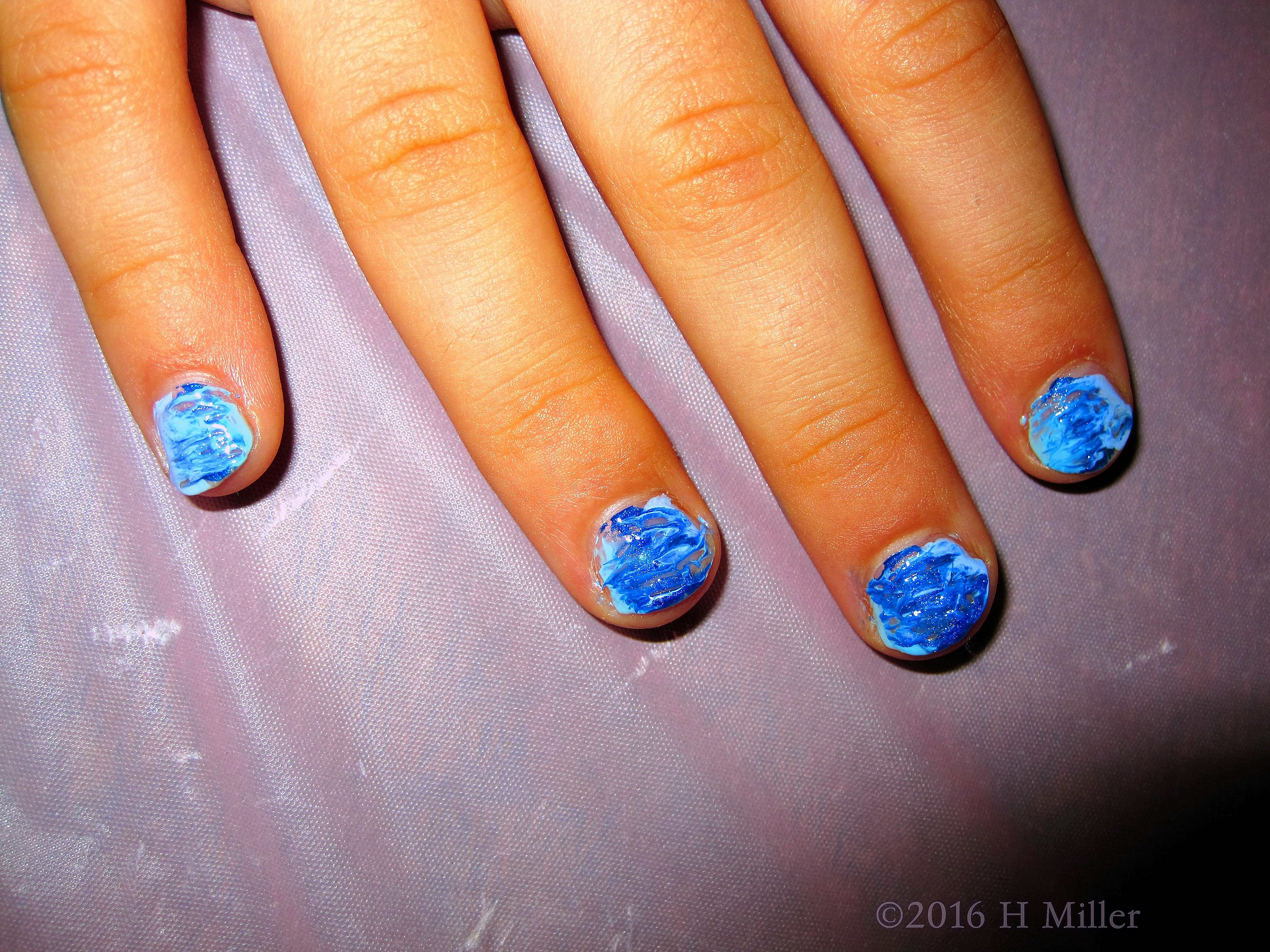 Blue And White Mini Mani Blue And White Mini Mani