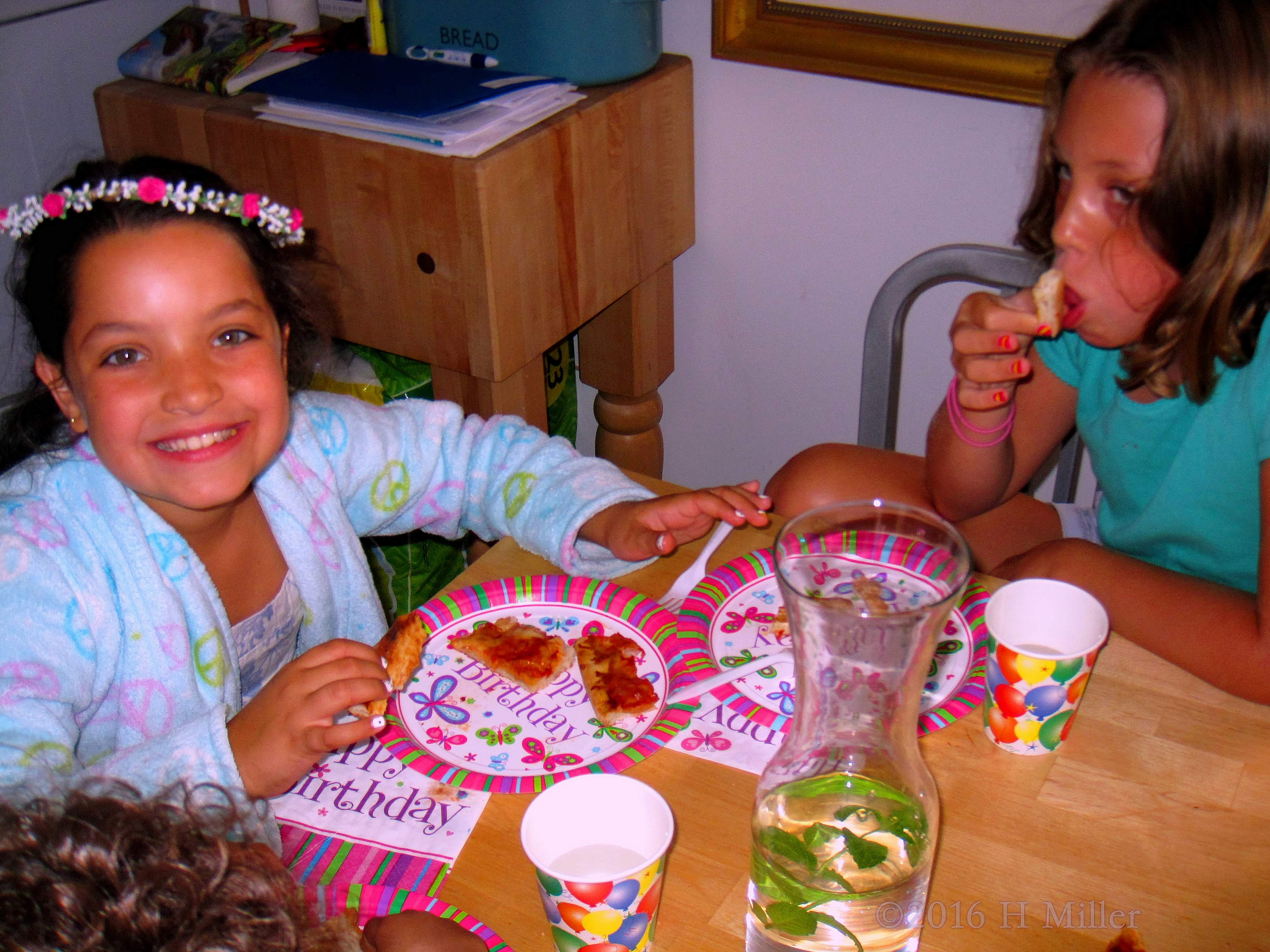 Yummy Pizza For Dinner! Yummy Pizza For Dinner!