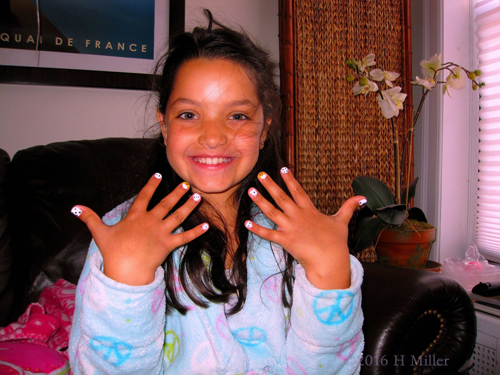 She LOVES Her Kids Mini Mani. She LOVES Her Kids Mini Mani.