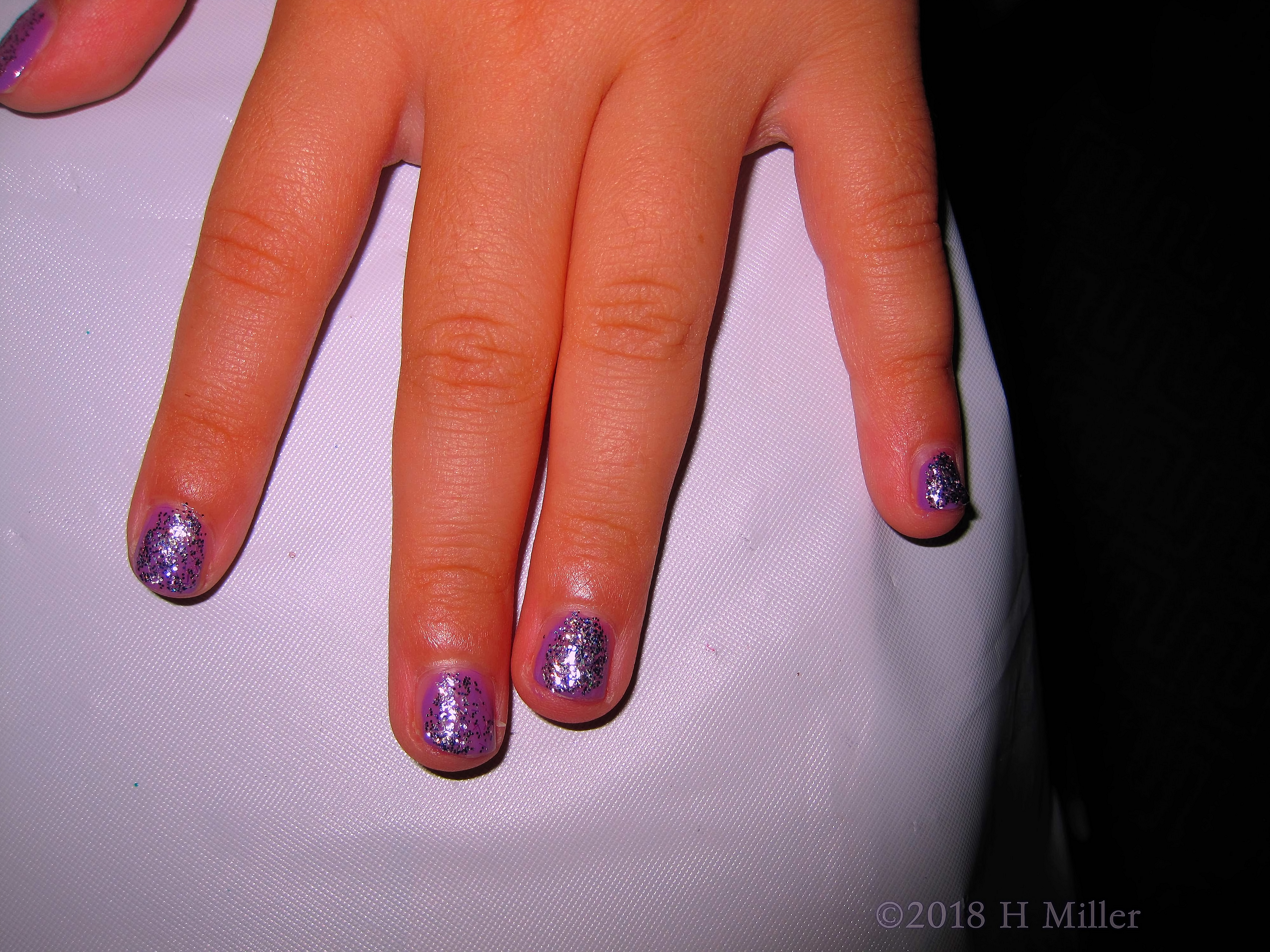 Beautiful Shimmery Mini Mani! Beautiful Shimmery Mini Mani!