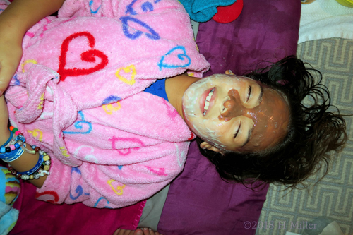 Half Chocolate Facial For Kids. 