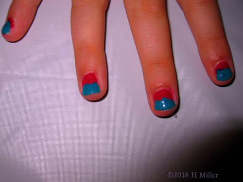 Red And Blue Ombre Fusion Nail Art For Kids