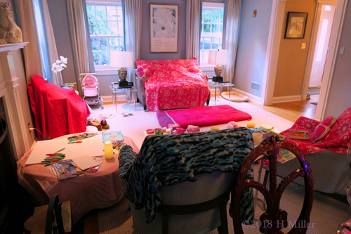 Spa Party Area All Set For The Party Guests To Enjoy! Spa Party Area All Set For The Party Guests To Enjoy!