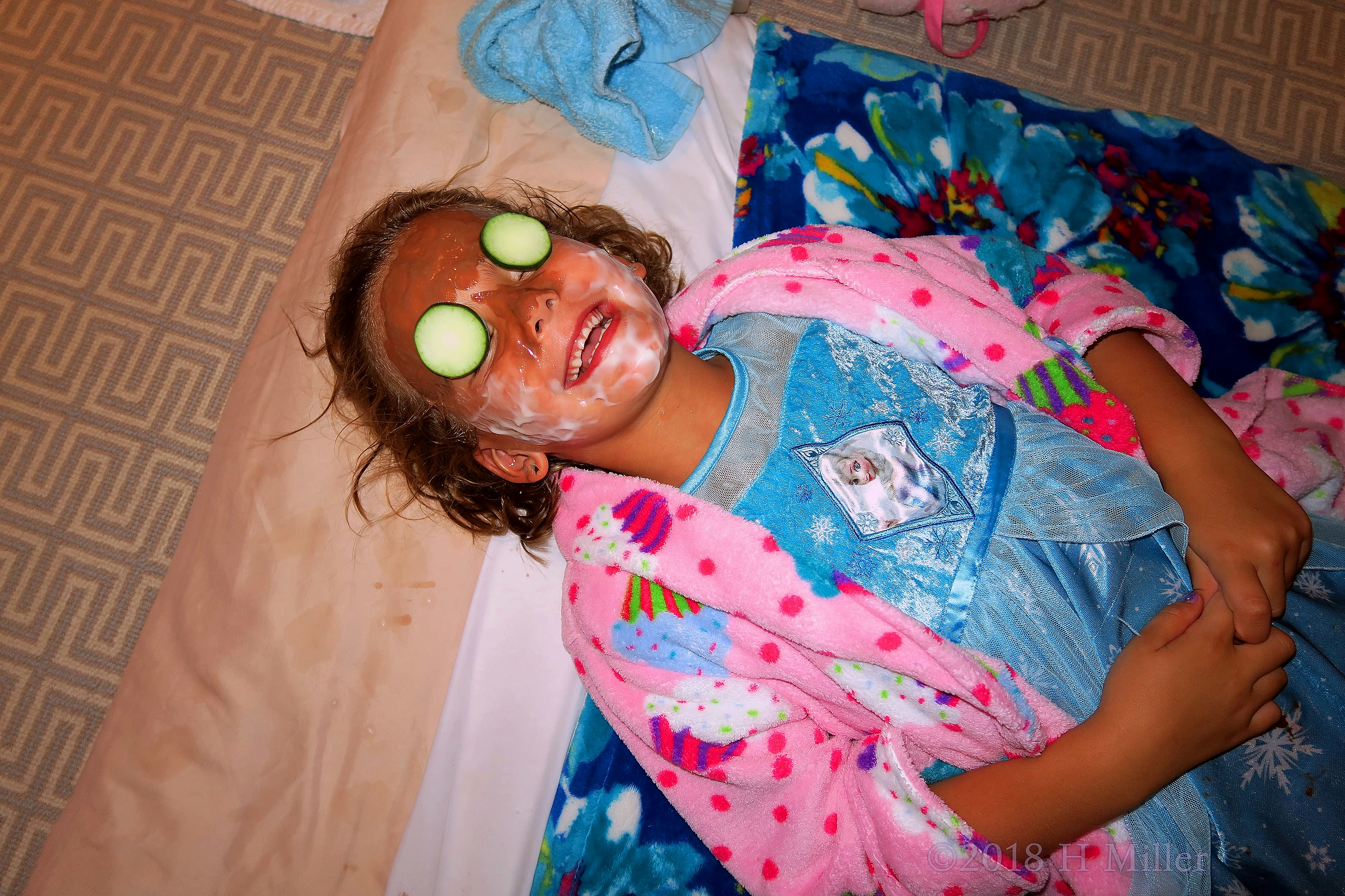 Cheerful During Her Kids Facial Activity! Cheerful During Her Kids Facial Activity!