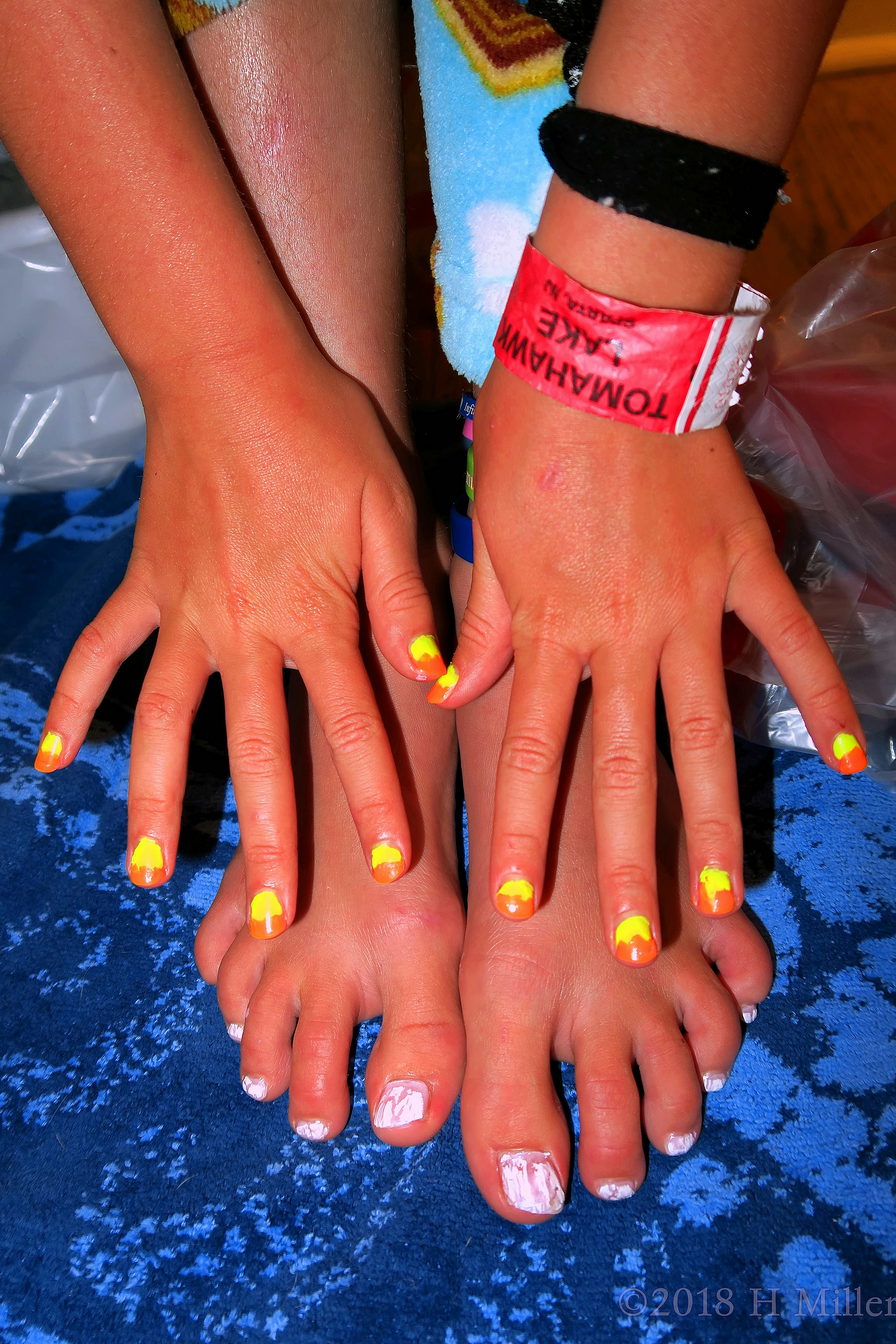 She Shows Her Pretty Mini Mani And Pedicure Off! She Shows Her Pretty Mini Mani And Pedicure Off!