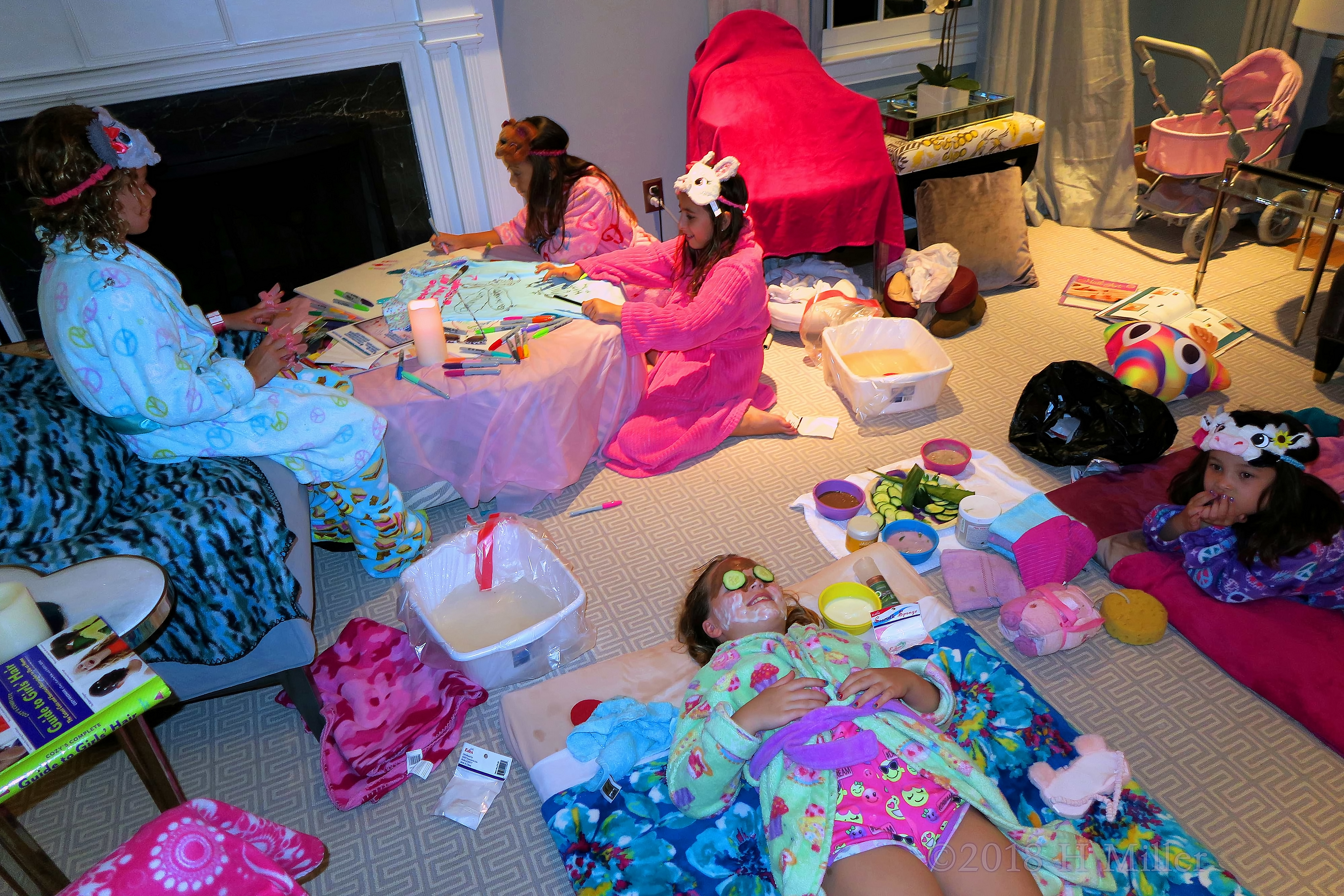 The Girls Enjoying Various Spa Activities At The Kids Spa Party! The Girls Enjoying Various Spa Activities At The Kids Spa Party!