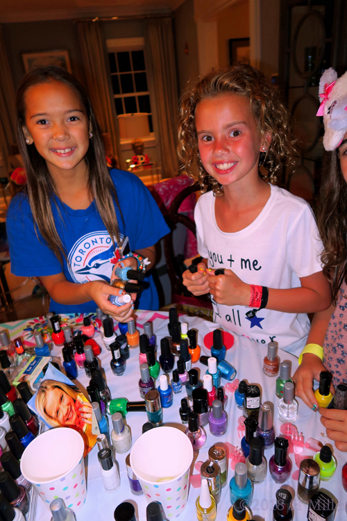 Extremely Happy To See The Huge Bunch Of Nail Colors! Extremely Happy To See The Huge Bunch Of Nail Colors!