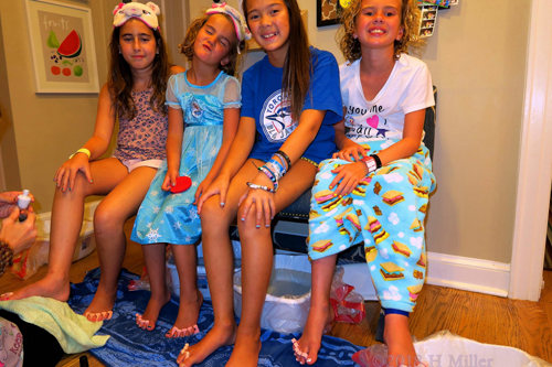 The Girls Feel Delighted With This Awesome Kids Pedicure. The Girls Feel Delighted With This Awesome Kids Pedicure.
