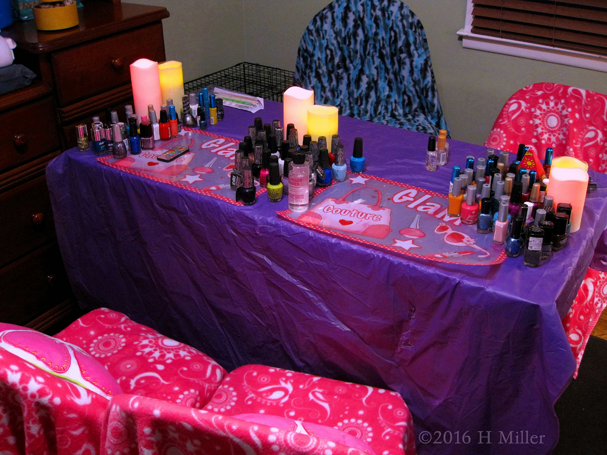 Awesome Kids Manicure Table