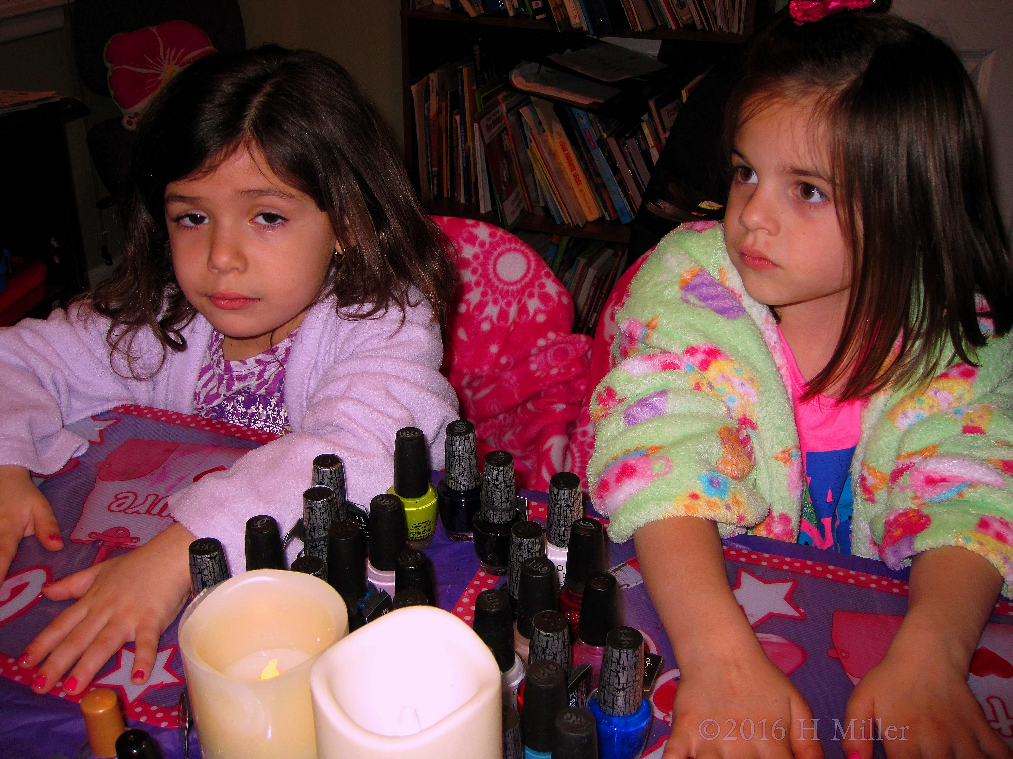 Getting Kids Spa Manicures Done! Getting Kids Spa Manicures Done!