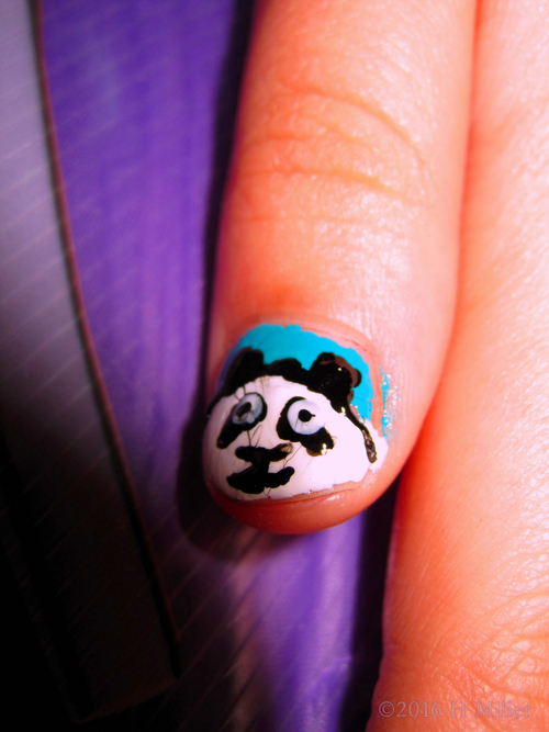 Adorable Girls Spa Panda Manicure Art Adorable Girls Spa Panda Manicure Art