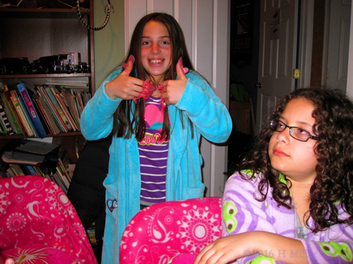 She Loves Her Home Girls Spa Manicure! She Loves Her Home Girls Spa Manicure!