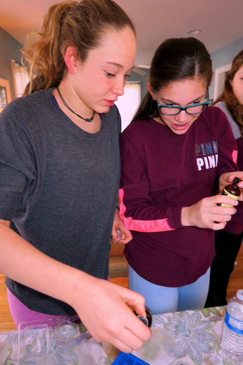 Party Guests Making Sure The Measurements Are Correct For Kids Crafts Party Guests Making Sure The Measurements Are Correct For Kids Crafts