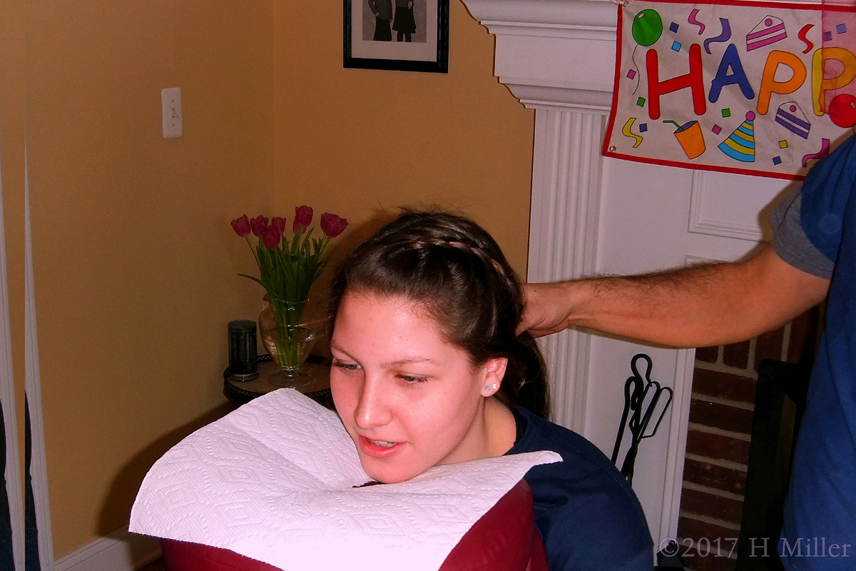 Back And Neck Chair Massages For This Spa Party Guest! 