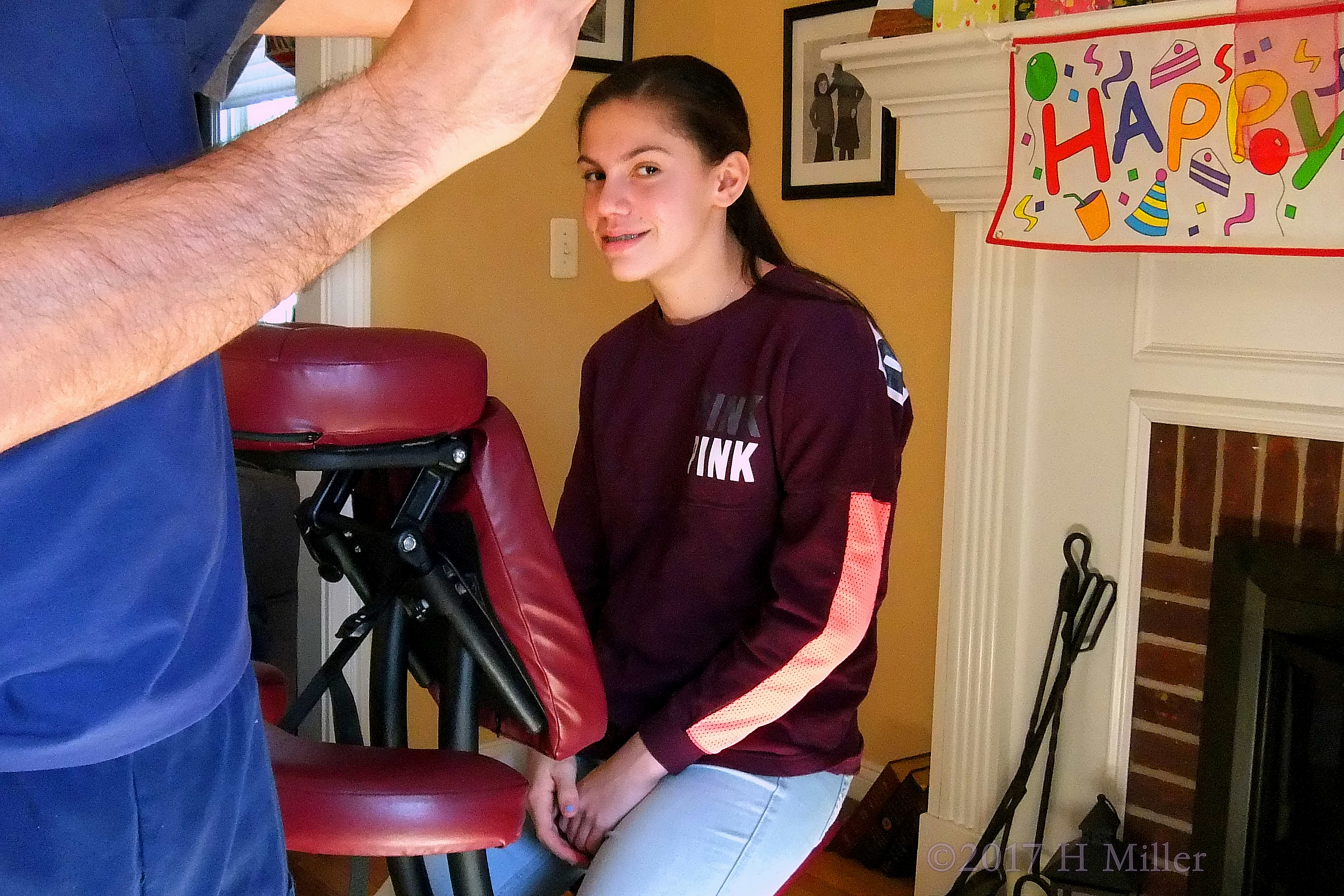 Party Guest Posing For Massage Chair Photo! Party Guest Posing For Massage Chair Photo!