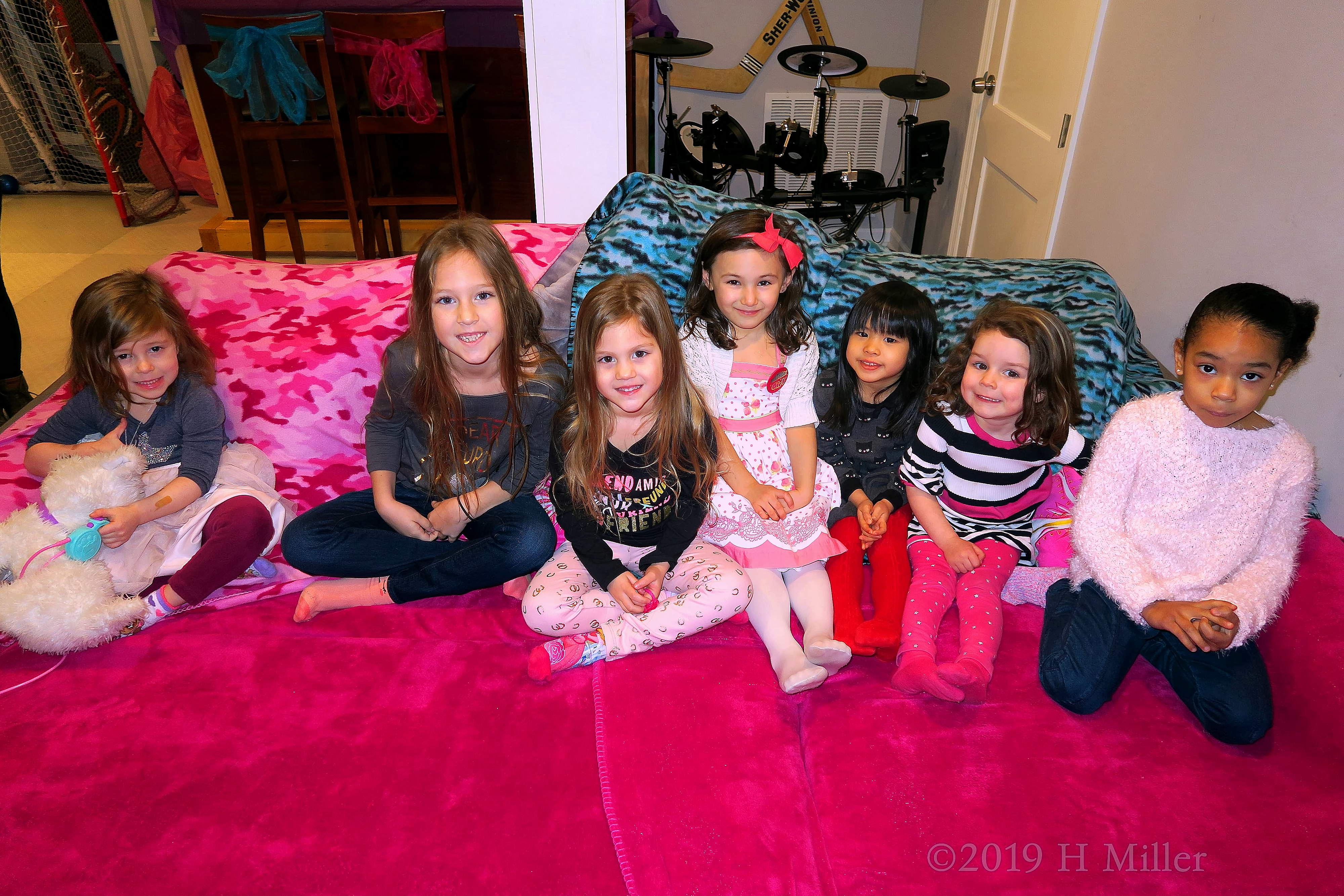 Group Photo Of The Party Guests Group Photo Of The Party Guests