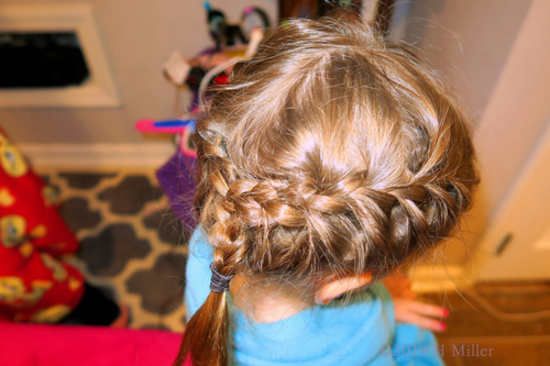 Side Shot Of Cute Side Braid Girls Hairstyle Side Shot Of Cute Side Braid Girls Hairstyle