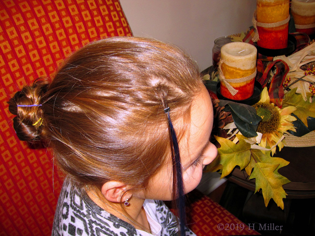 Fall And Feathers! Party Guest Shows Off Kids Hairstyle With Hair Feather! 