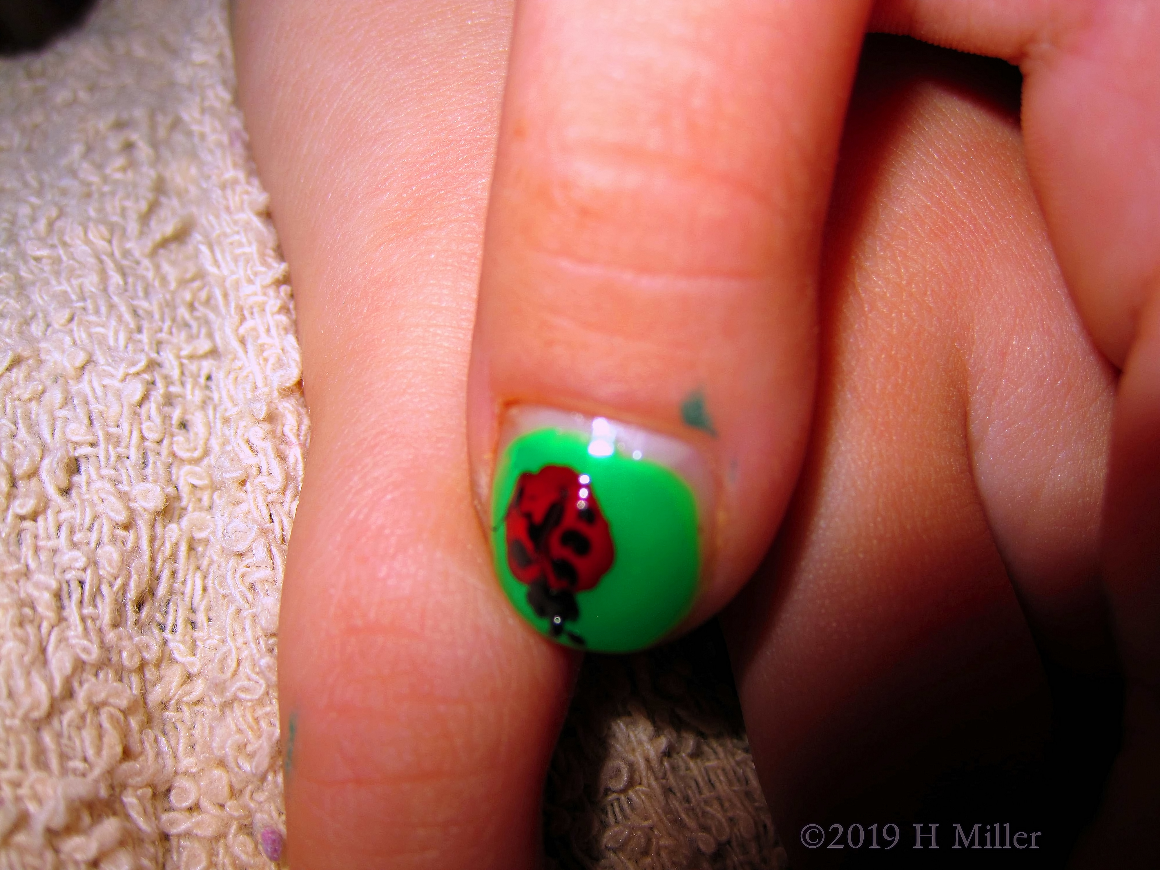 It's An Accent! Kids Manicure Has Accent Nail With Ladybug Nail Design! It's An Accent! Kids Manicure Has Accent Nail With Ladybug Nail Design!