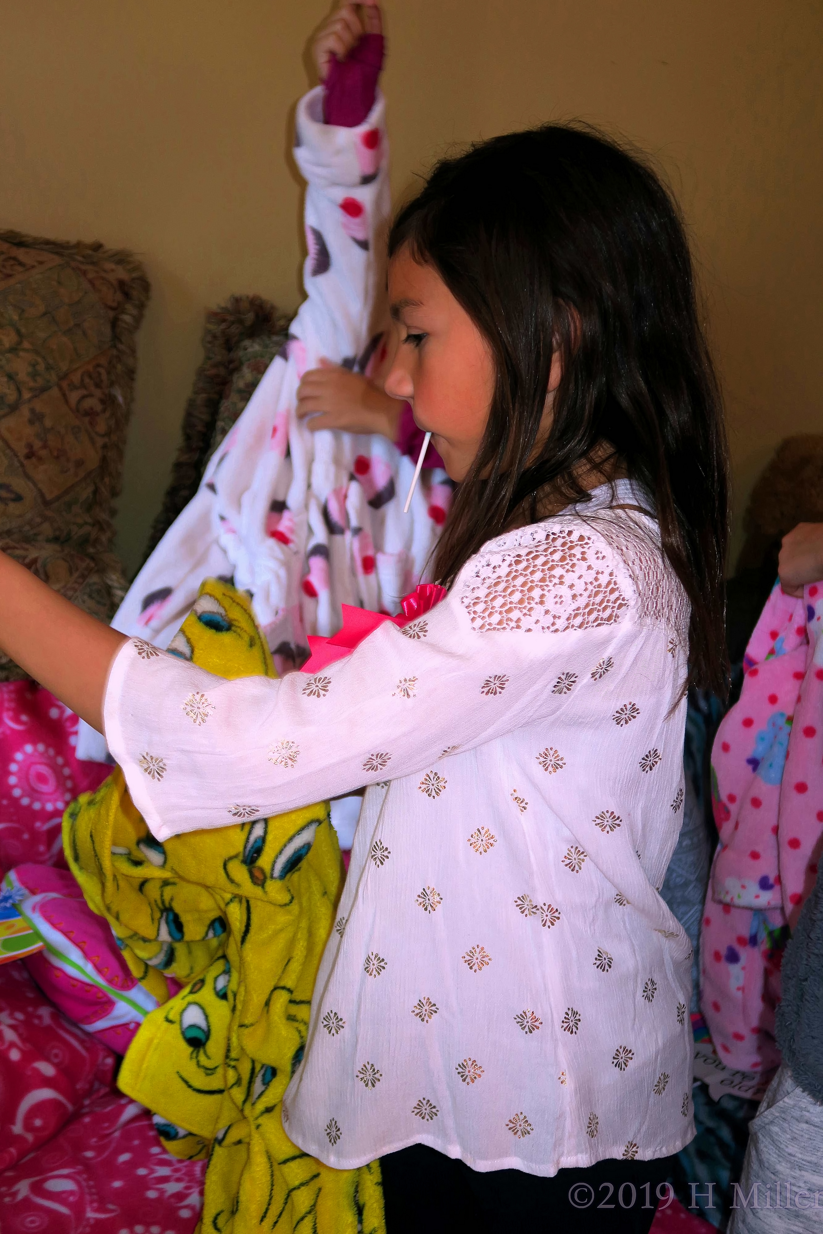 Snacking And Selecting! Party Guests Choose Spa Robes! Snacking And Selecting! Party Guests Choose Spa Robes!