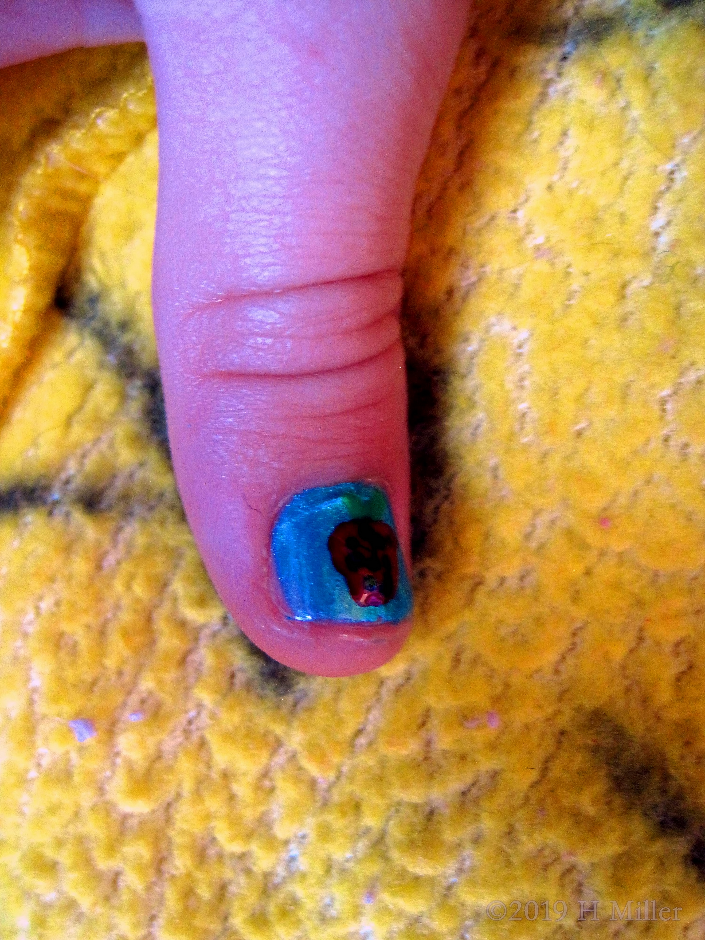 Strawberry Season Is The Reason! Accent Nail Art For Kids Mani! Strawberry Season Is The Reason! Accent Nail Art For Kids Mani!