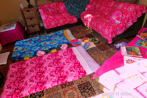 Facials And Flowers! Kids Spa Party Setup Complete! Facials And Flowers! Kids Spa Party Setup Complete!