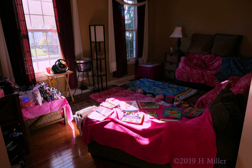 Pink Party! Kids Spa Party Setup! Pink Party! Kids Spa Party Setup!