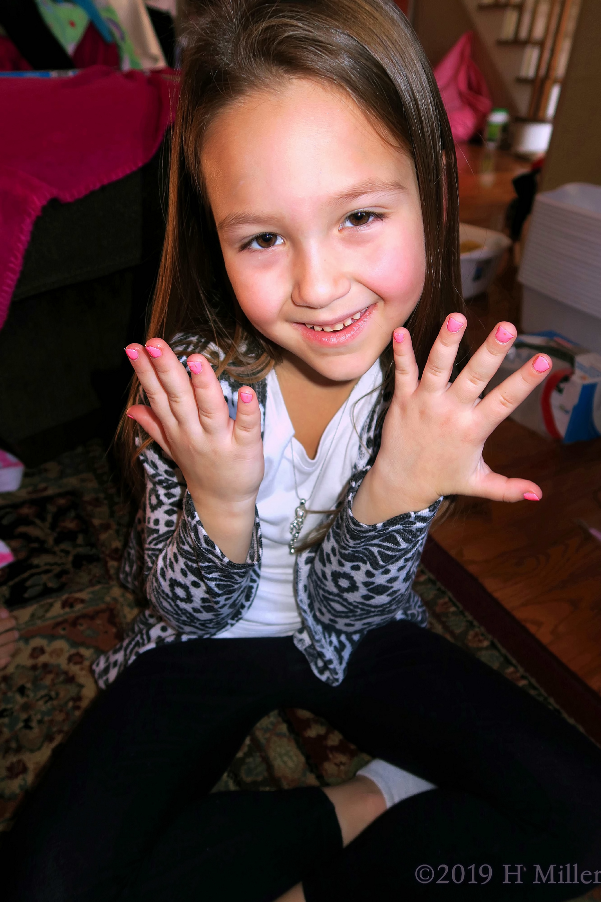 Polished Poses! Party Guest Shows Off Her Girls Manicure! 