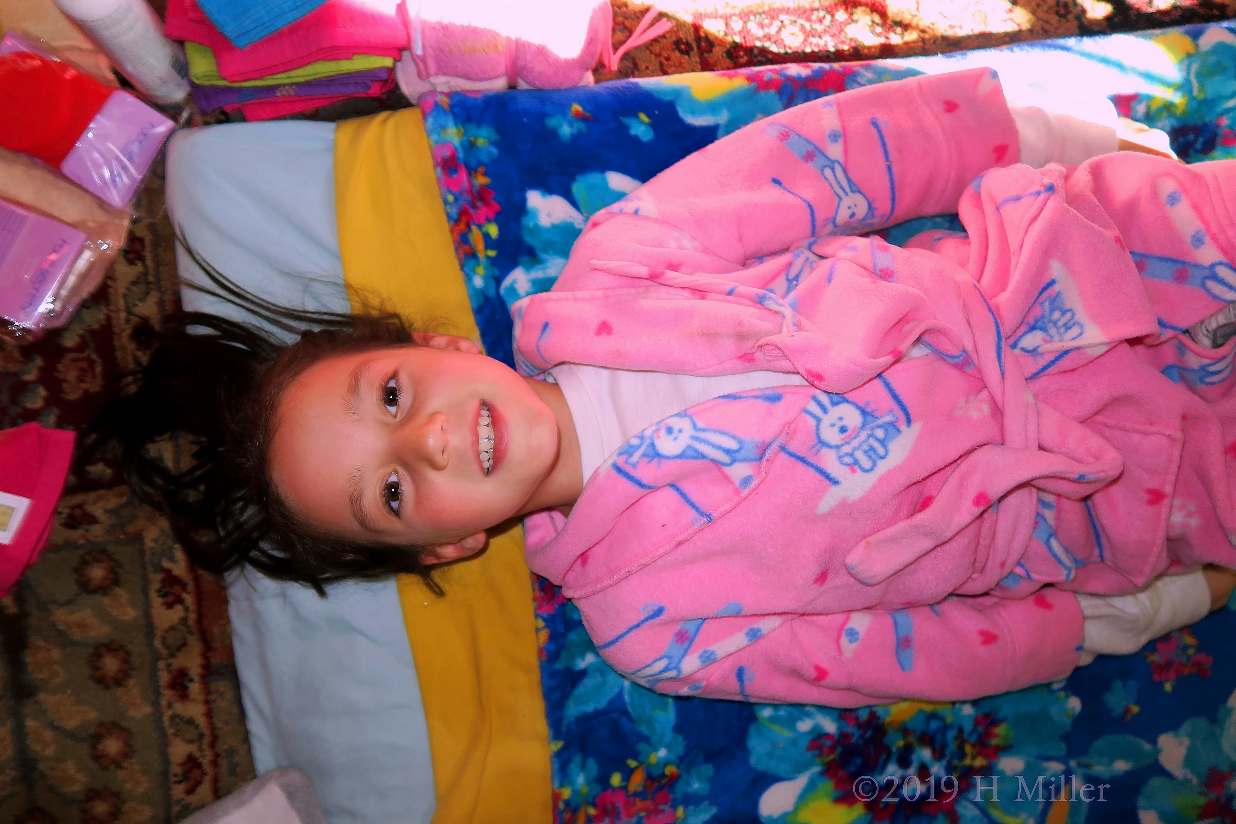 Beaming Bright! Kids Spa Party Guests Rests For Kids Facial! Beaming Bright! Kids Spa Party Guests Rests For Kids Facial!