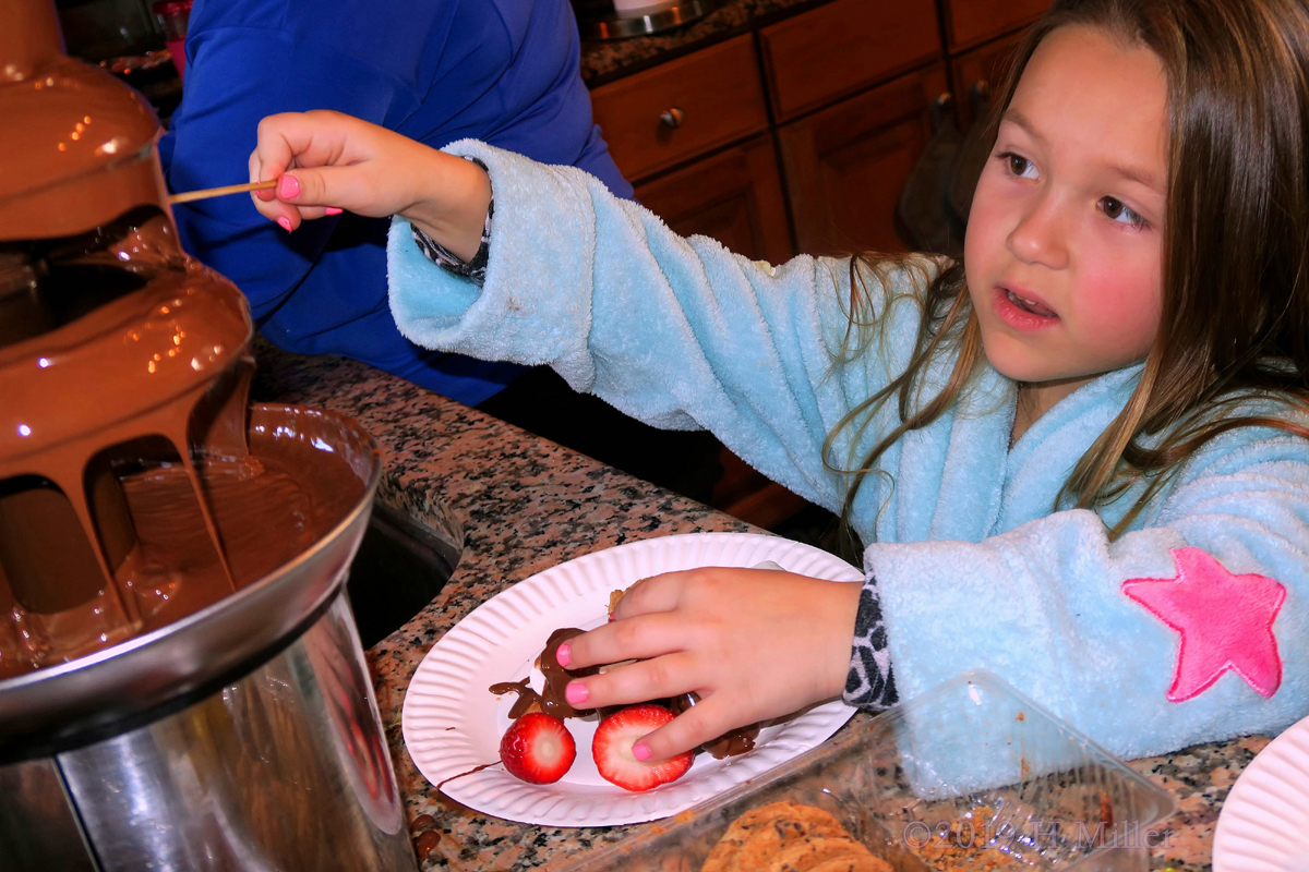 Dunking And Dipping! Spa Party Guest Uses Chocolate Fountain For Goodies! Dunking And Dipping! Spa Party Guest Uses Chocolate Fountain For Goodies!