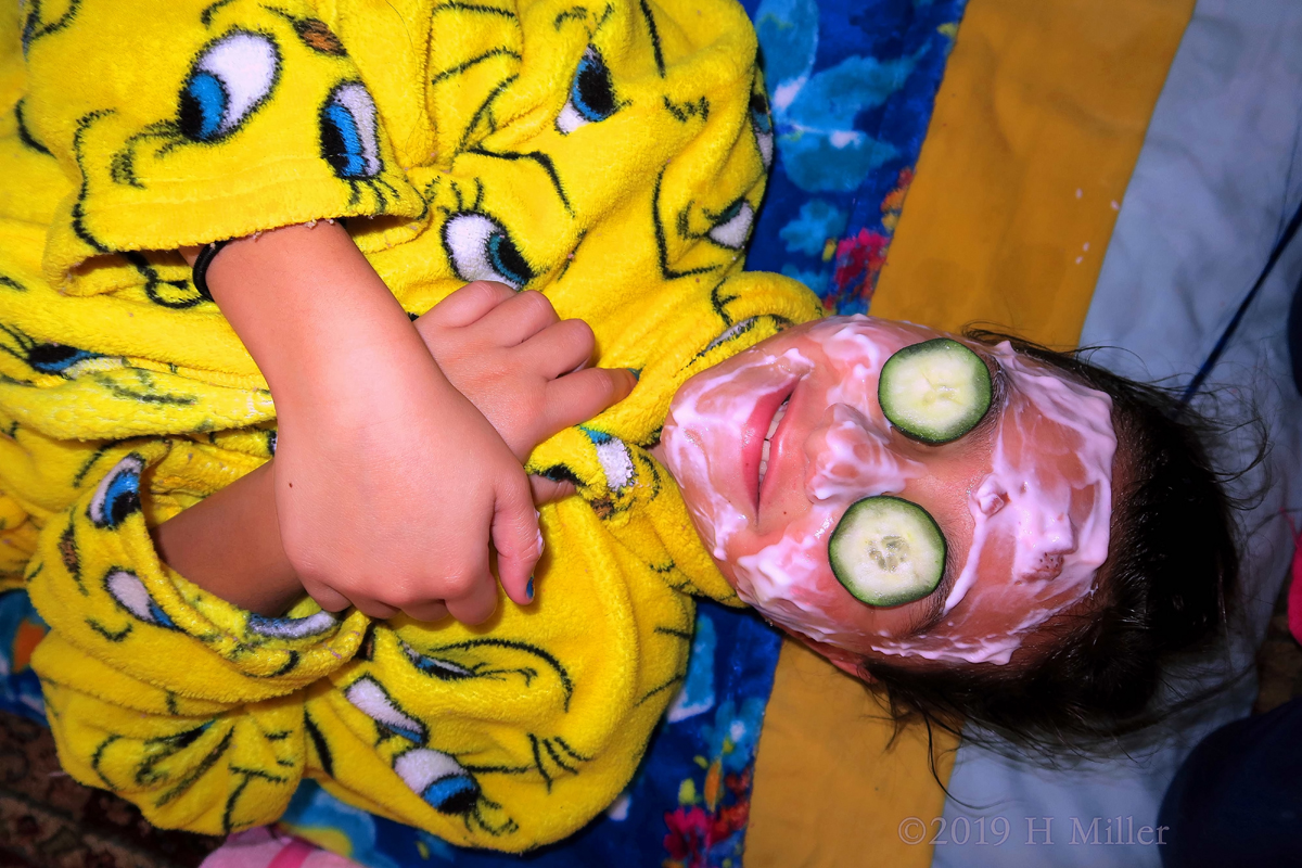 On Cloud Nine! Party Guest Gets Kids Facial! On Cloud Nine! Party Guest Gets Kids Facial!