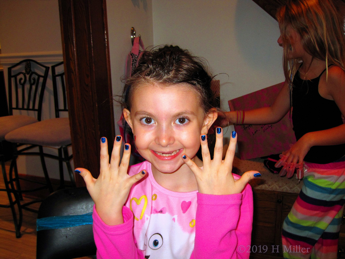 Beaming In Blue! Party Guest Shows Off Kids Mani! 