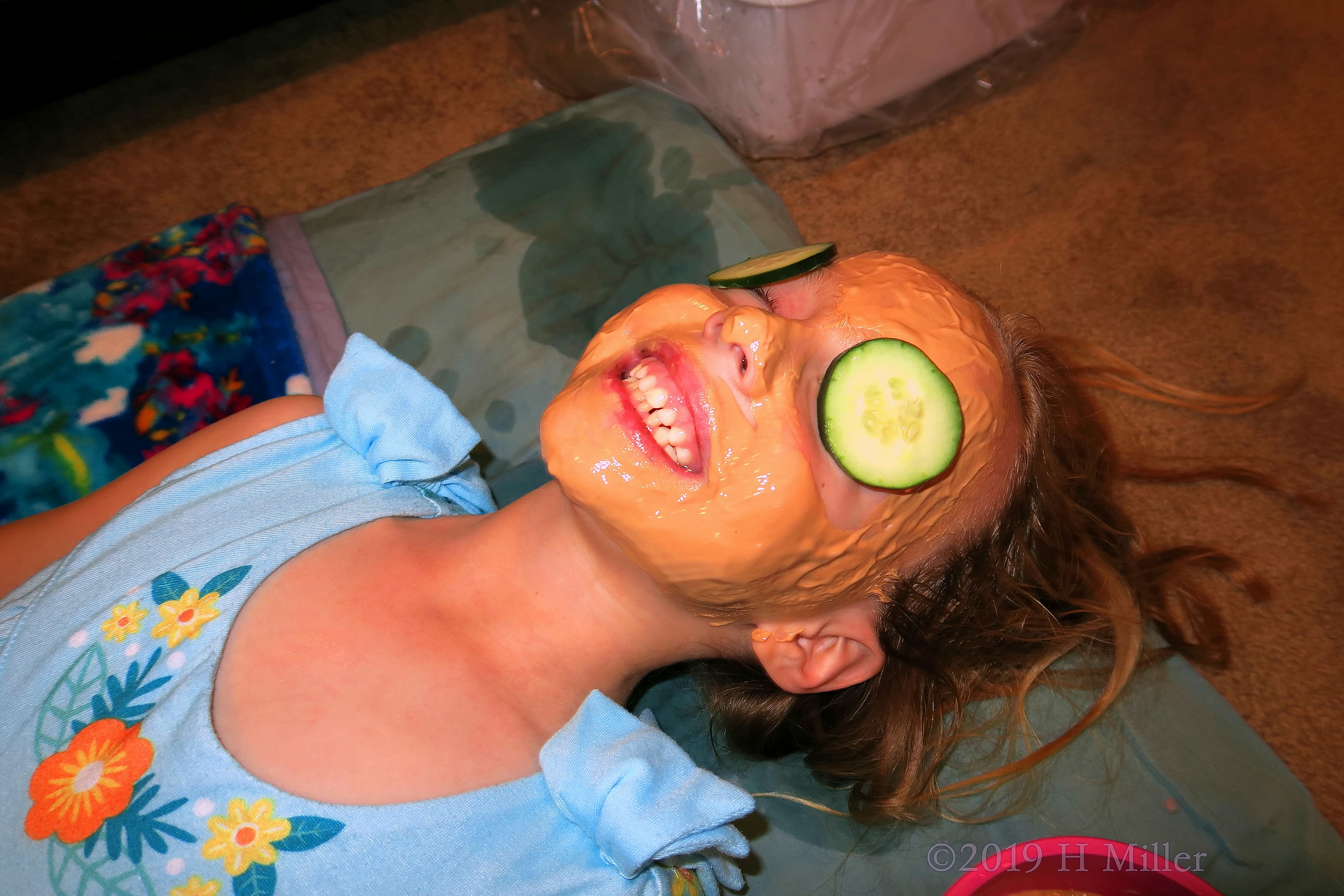 Facial Fun! Party Guest Loves Her Kids Facial! Facial Fun! Party Guest Loves Her Kids Facial!