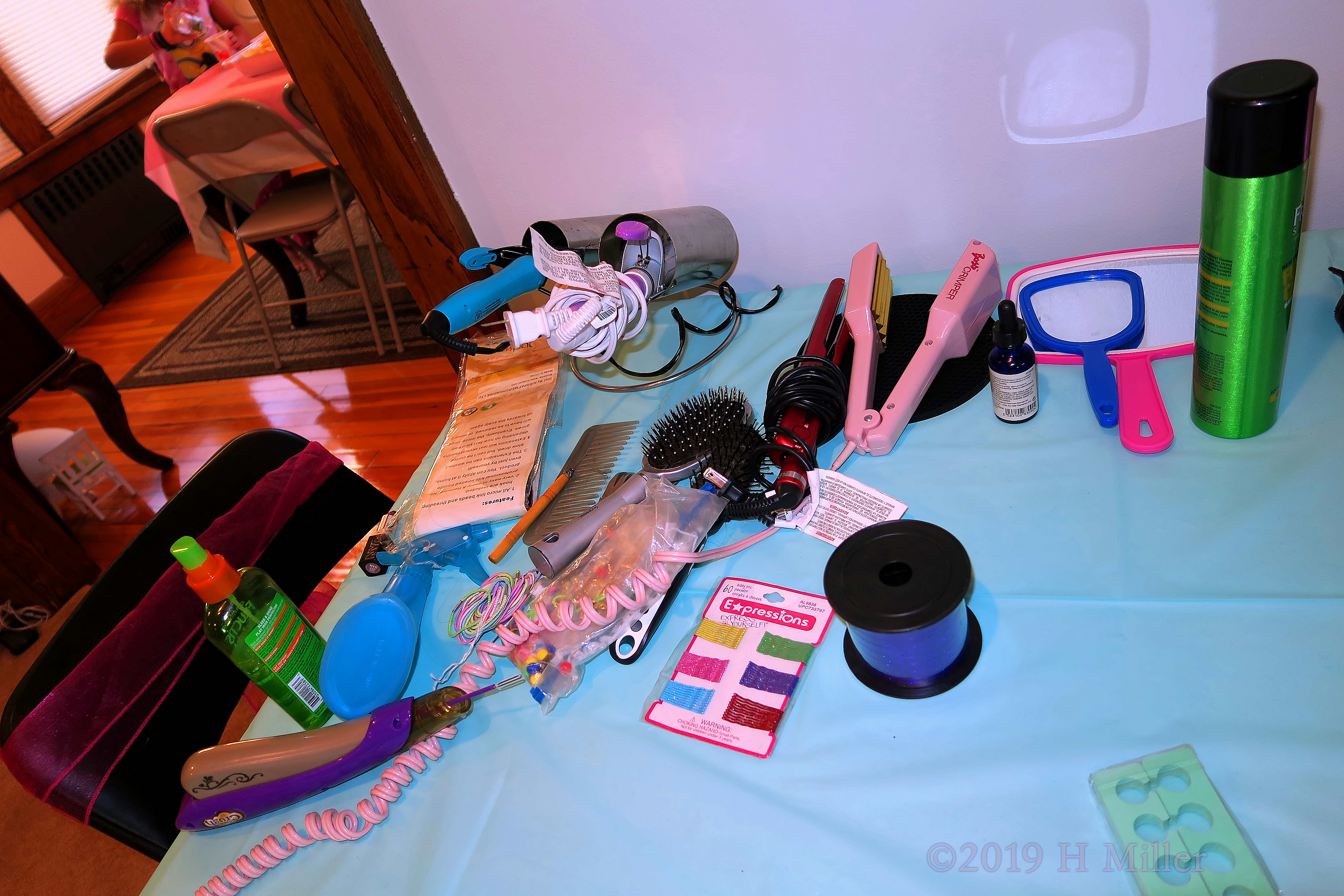 Hot For Hair! Kids Hair Salon Setup For Spa Party! Hot For Hair! Kids Hair Salon Setup For Spa Party!