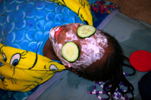 Cool For Cucumbers! Kids Facial On Spa Party Guest! 