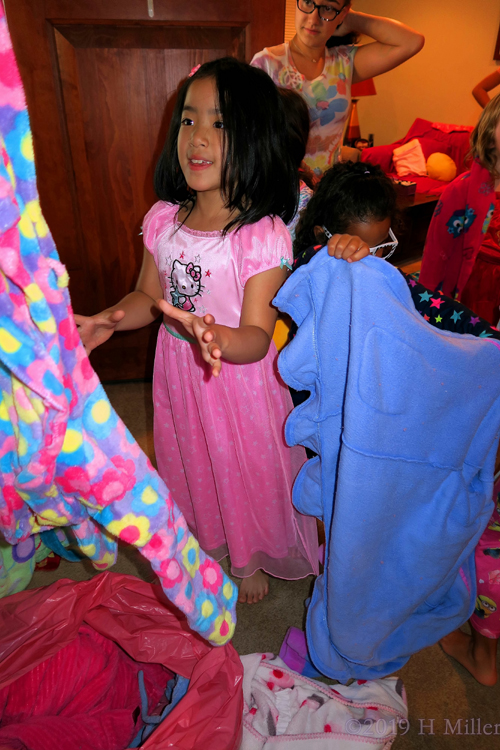 Dressing And Deciding! Selecting Kids Spa Robes! Dressing And Deciding! Selecting Kids Spa Robes!