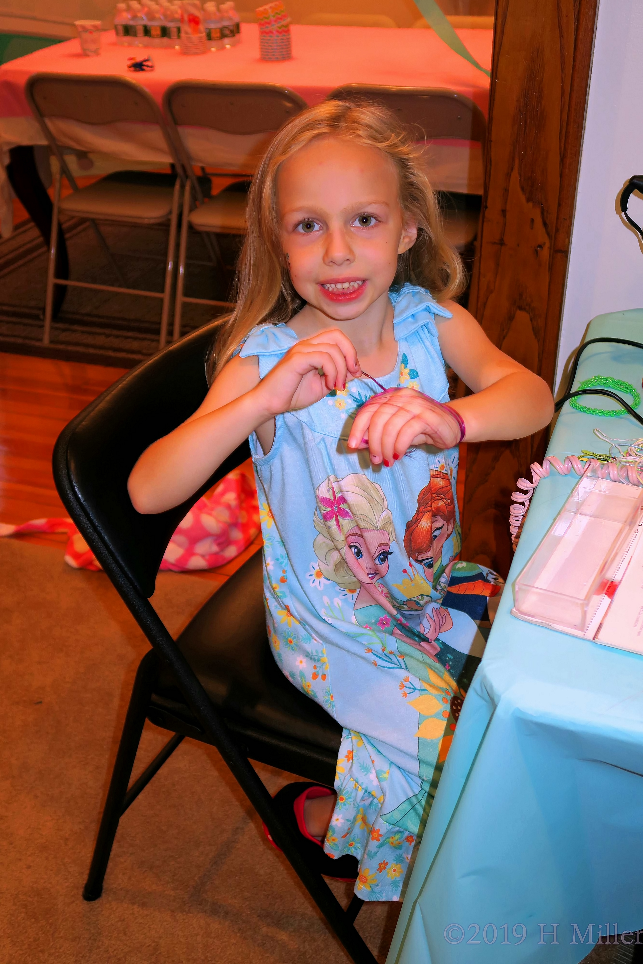 Beaming For Feathers! Party Guest Ready For Hair Feathers Kids Hairstyle! Beaming For Feathers! Party Guest Ready For Hair Feathers Kids Hairstyle!