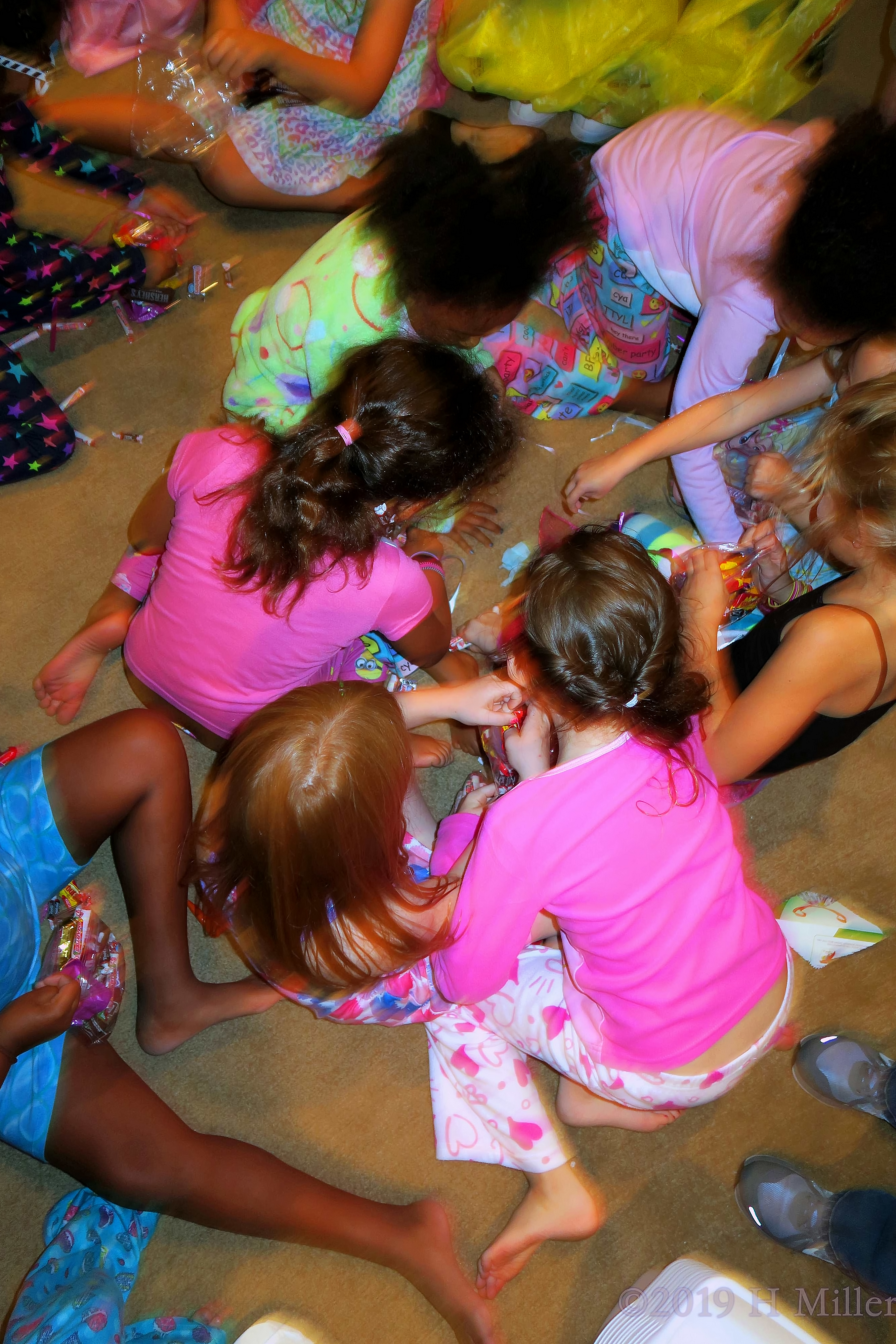 Candies On The Floor! Spa Party Guests Pick Up Goodiess From The Pinata! 4 Candies On The Floor! Spa Party Guests Pick Up Goodiess From The Pinata! 4