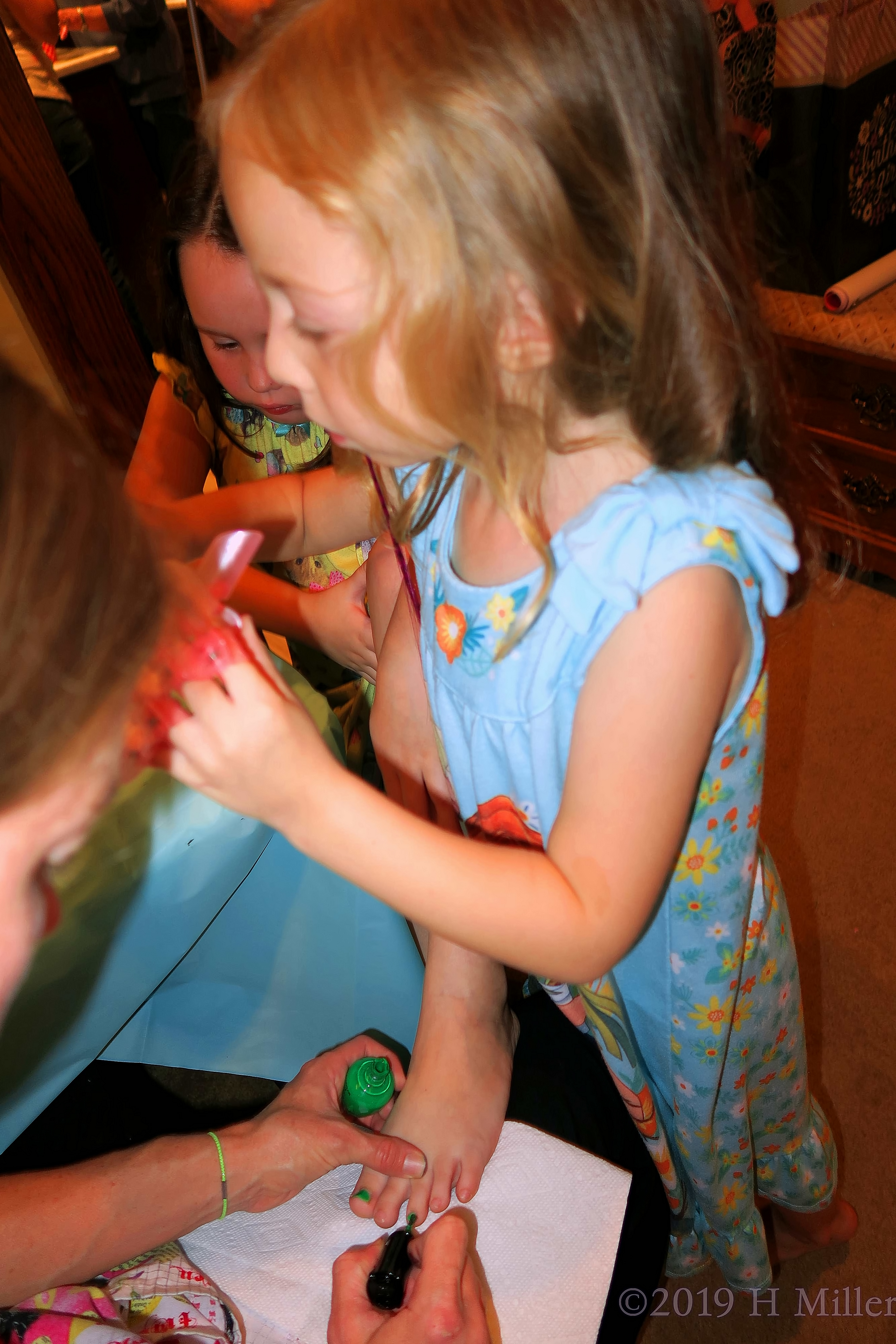 Painting The Town Green! Kids Pedi For Party Guests! 4