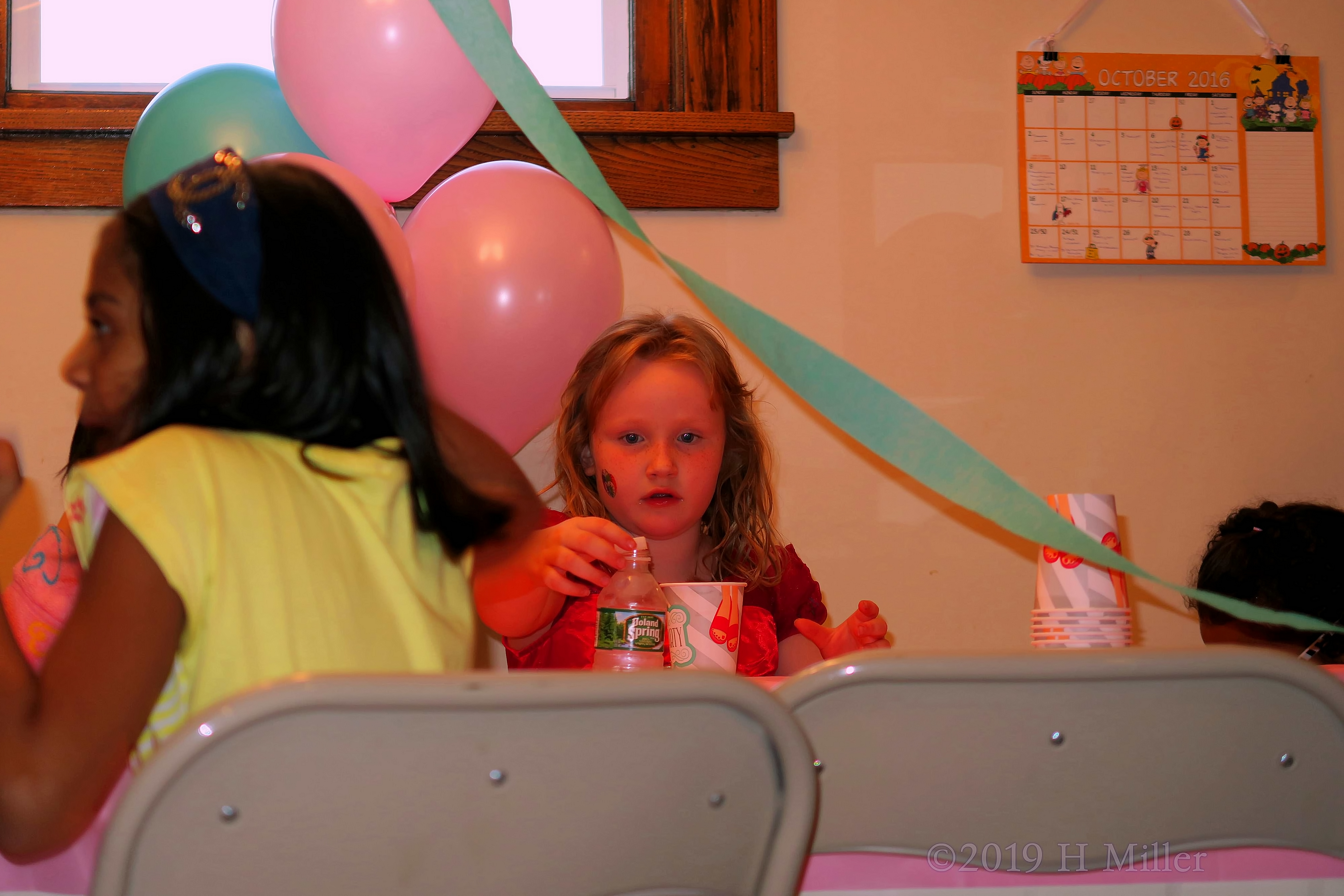 Streamers And Snacktime! Spa Party Guests Snack! Streamers And Snacktime! Spa Party Guests Snack!