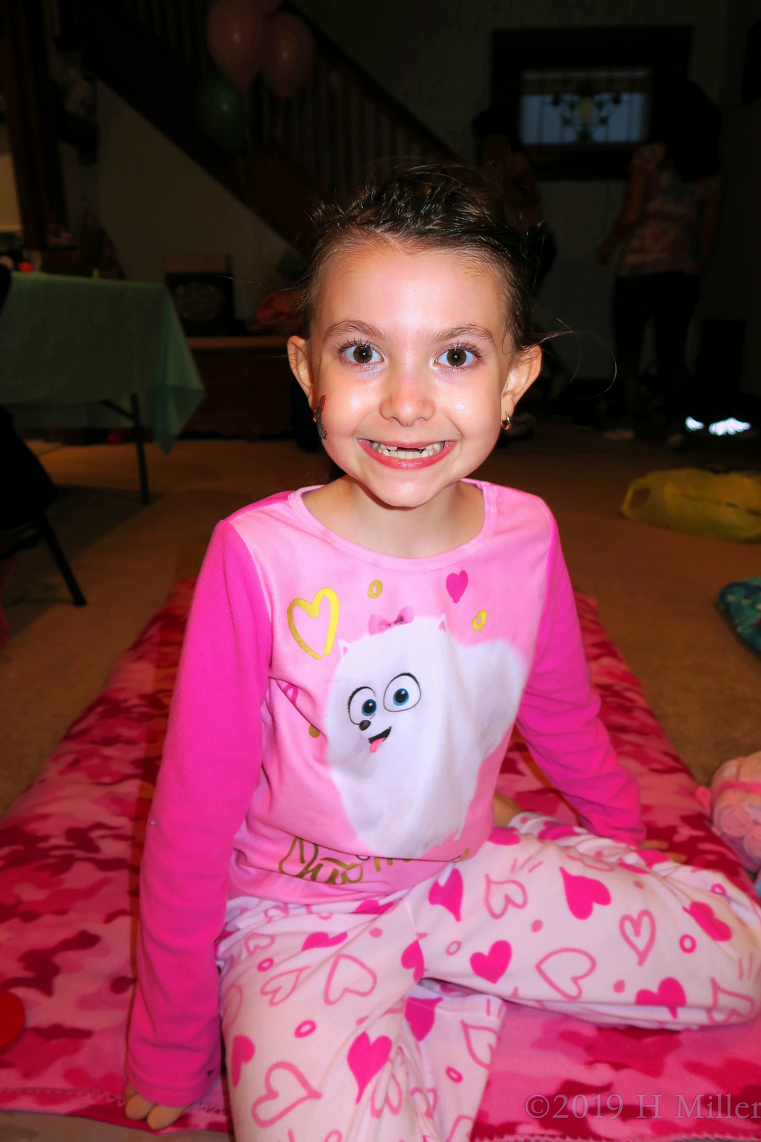 Take Two! Posing After Facials For Girls! Take Two! Posing After Facials For Girls!