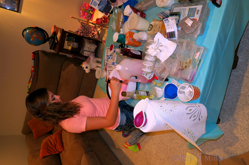Creatively Crafting! Kids Spa Party Guests Make Kids Crafts! 