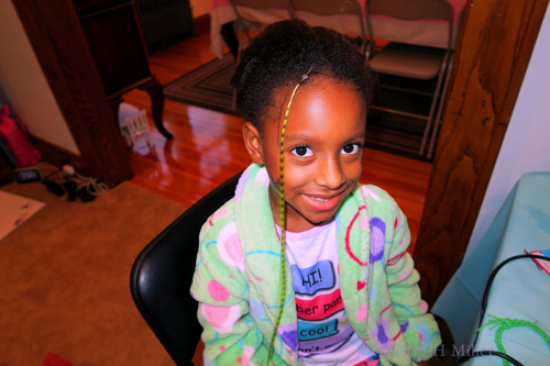 Feather In Your Hair! Spa Party Guest Gets Kids Hairstyle With Hair Feather Feather In Your Hair! Spa Party Guest Gets Kids Hairstyle With Hair Feather